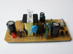 廠家直銷6V/1A電源線路板 開關電源裸板解析與應用
